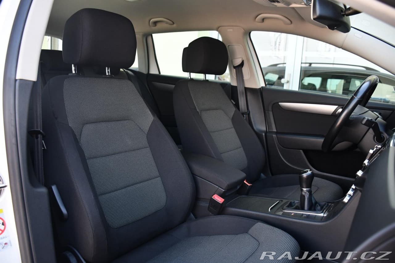 2013 Volkswagen PASSAT - 14