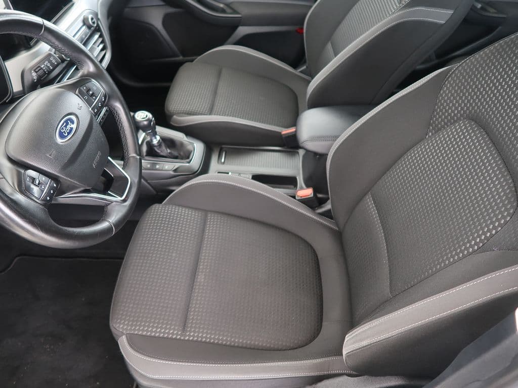 2022 Ford FOCUS - 9