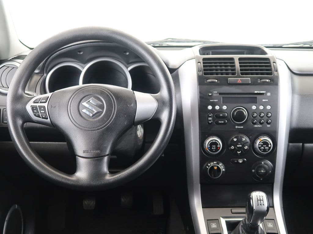 Suzuki GRAND - 15