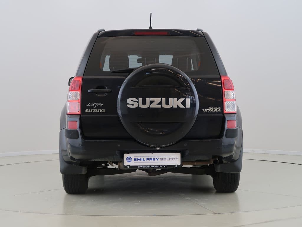 Suzuki GRAND - 6
