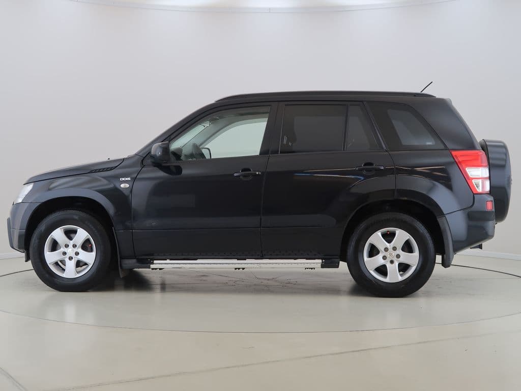 Suzuki GRAND - 8