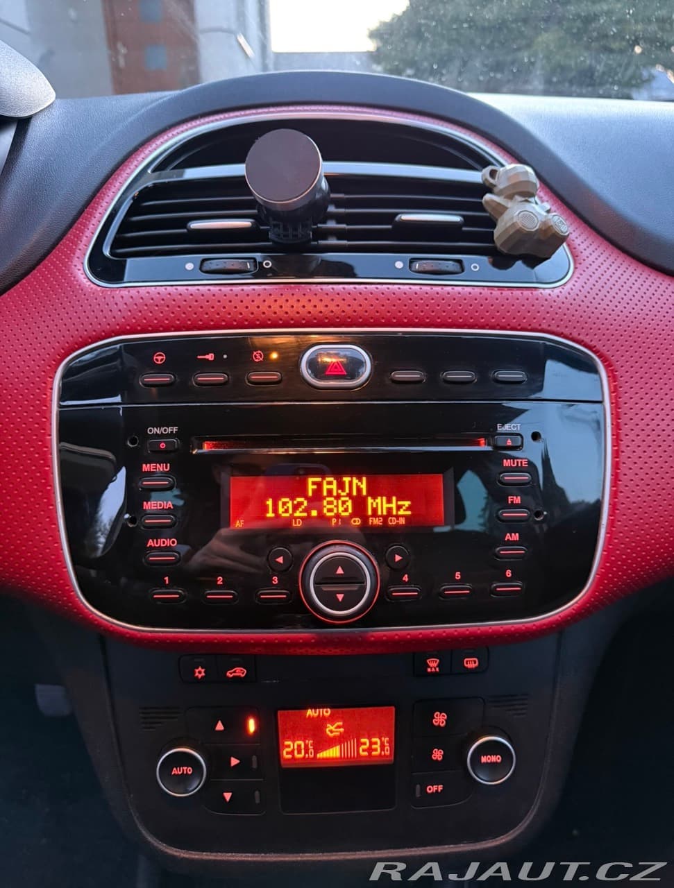 2010 Fiat PUNTO - 10