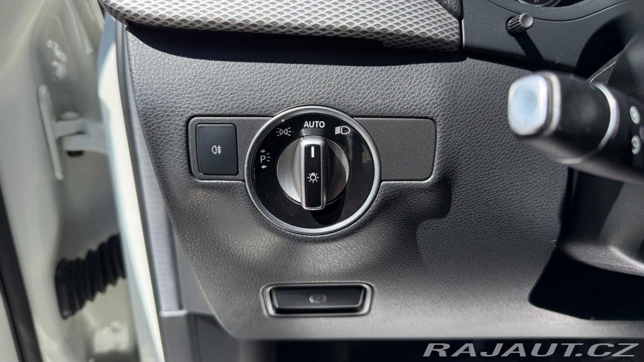 2015 Mercedes-Benz B-CLASS - 12