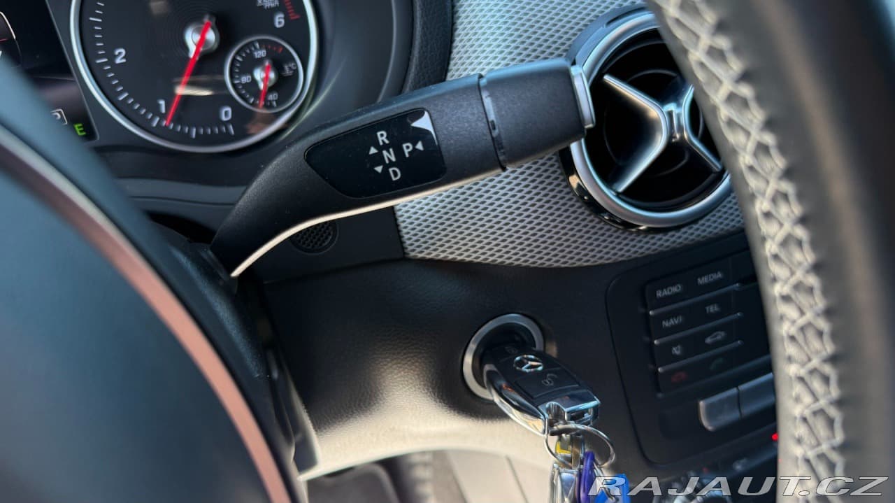 2015 Mercedes-Benz B-CLASS - 15