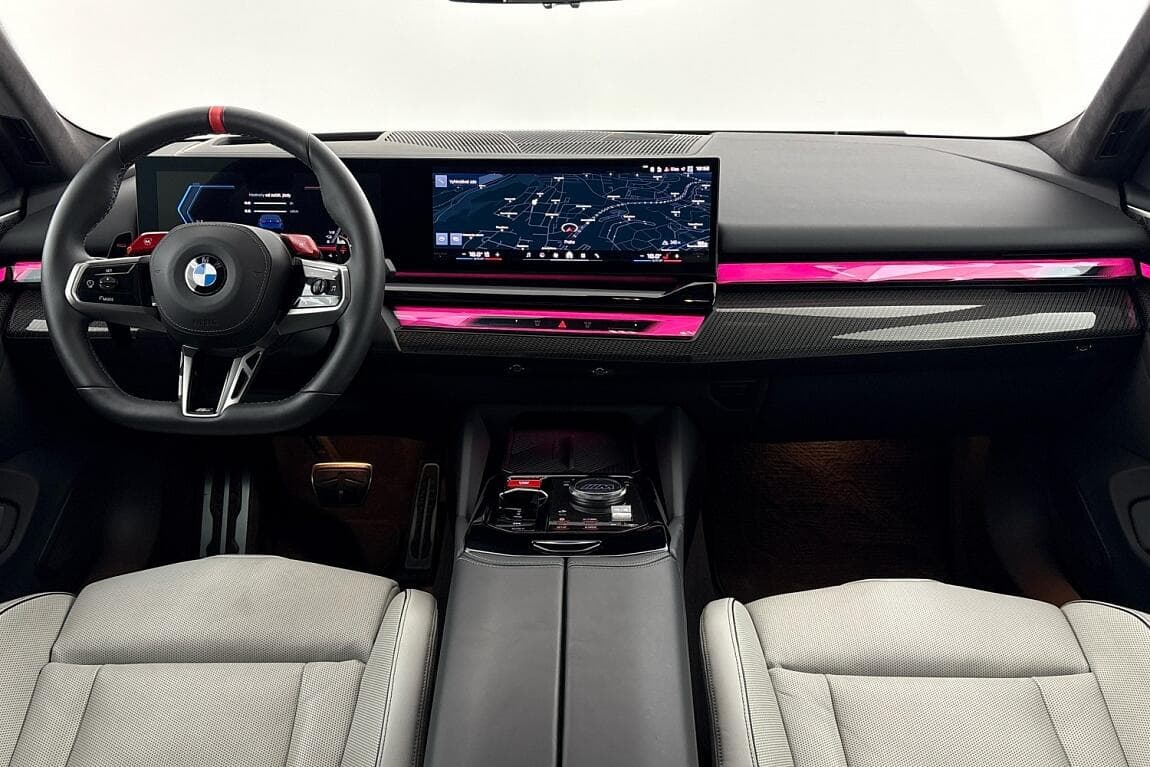 2025 BMW M5 - 13