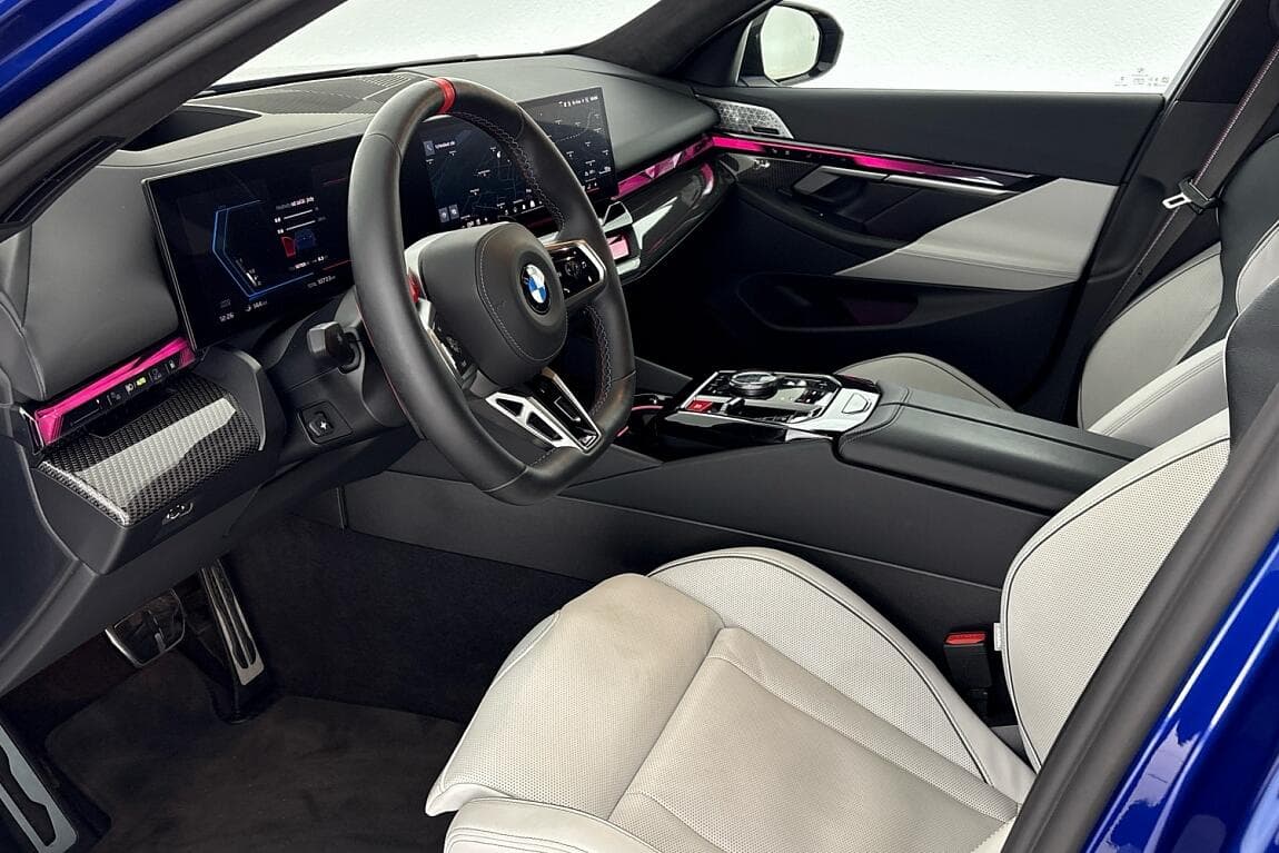 2025 BMW M5 - 6