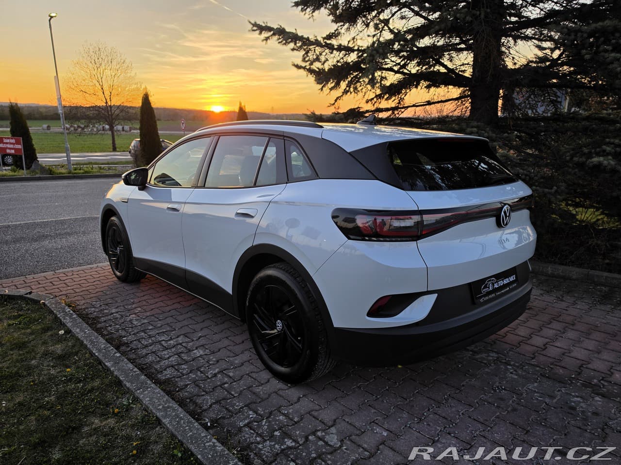 2022 Volkswagen ID.4 - 5