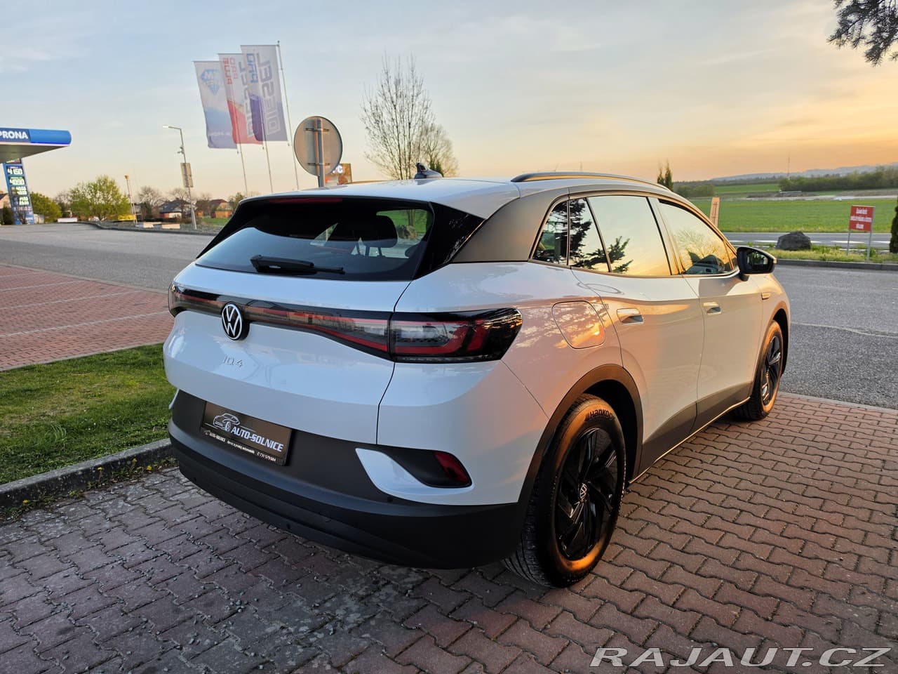 2022 Volkswagen ID.4 - 7