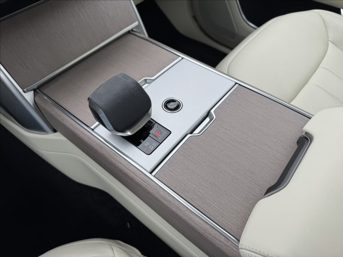 2025 Land Rover RANGE ROVER - 16