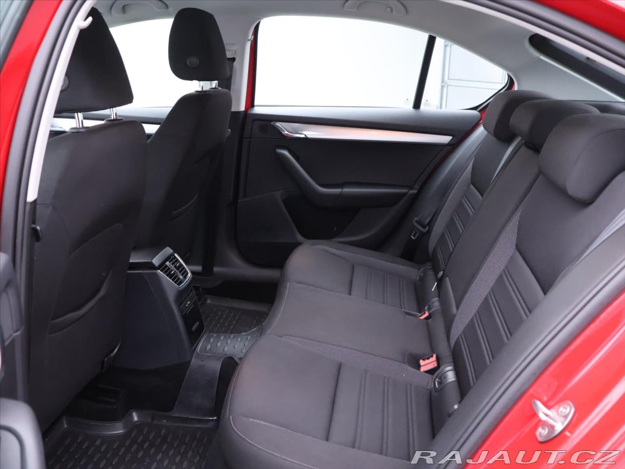 2018 Škoda OCTAVIA - 11