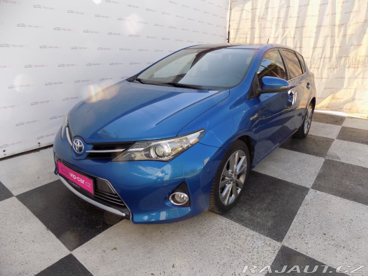 2014 Toyota AURIS