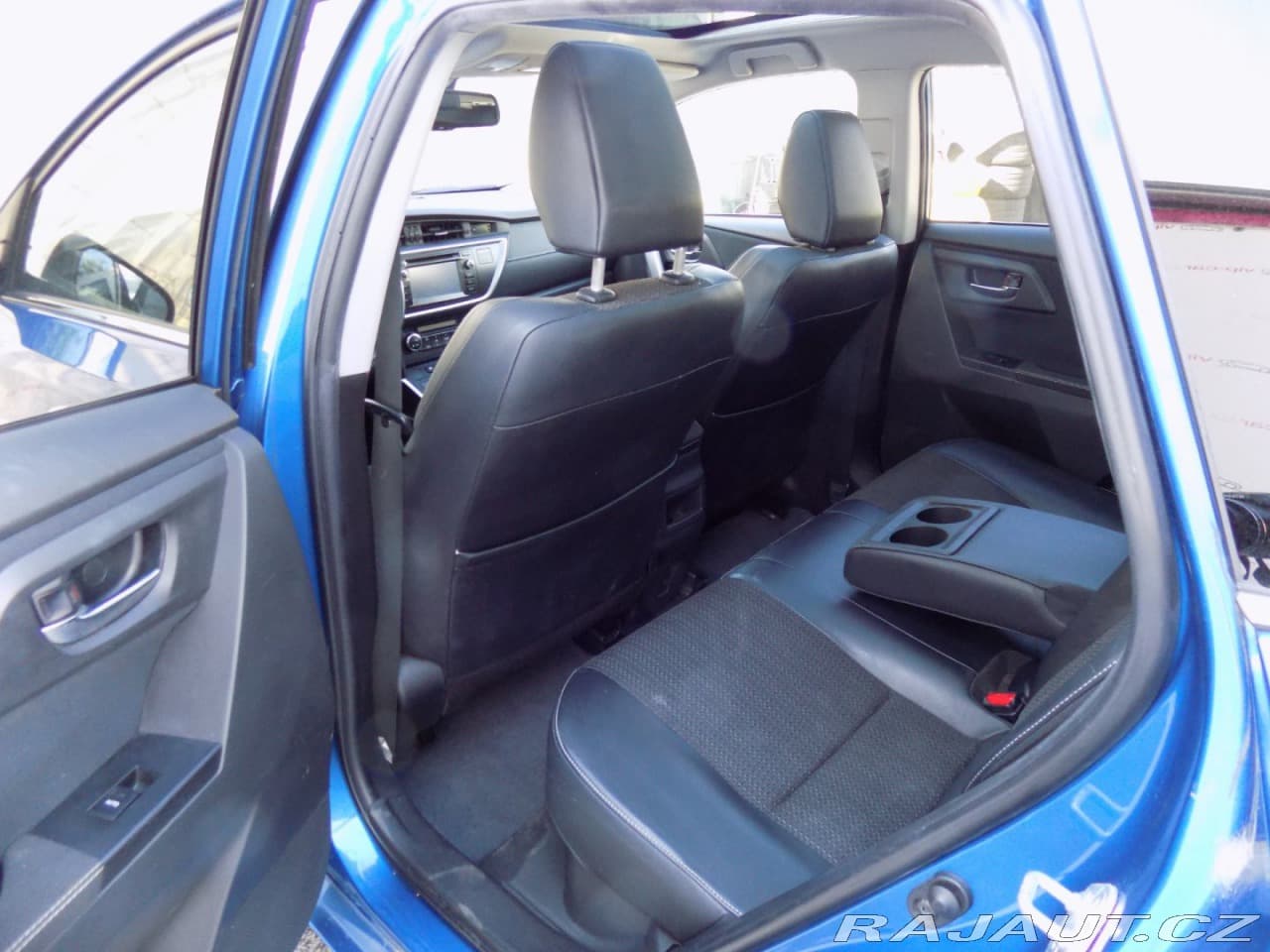 2014 Toyota AURIS - 10