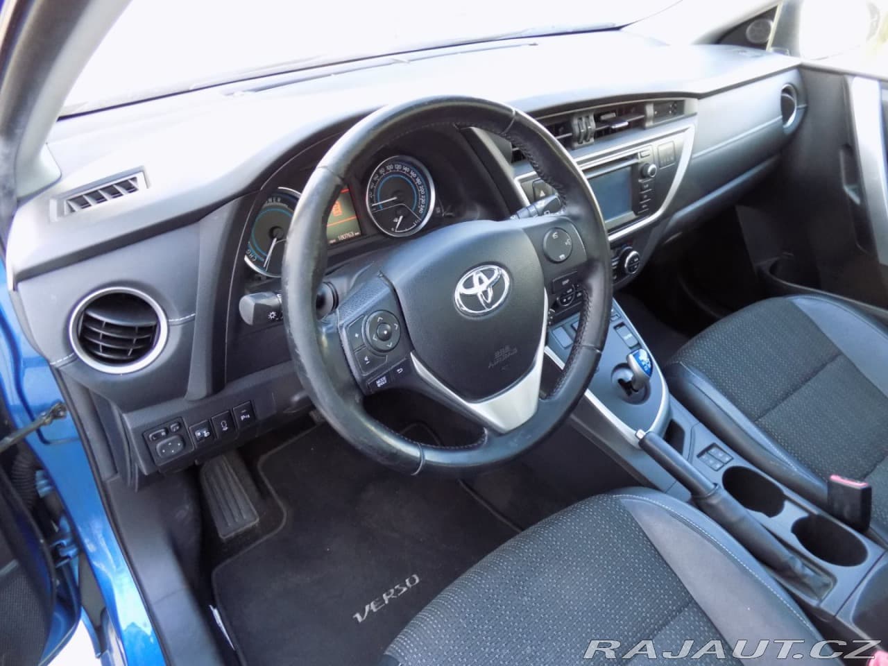 2014 Toyota AURIS - 12