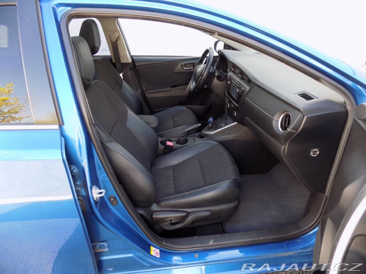2014 Toyota AURIS - 14