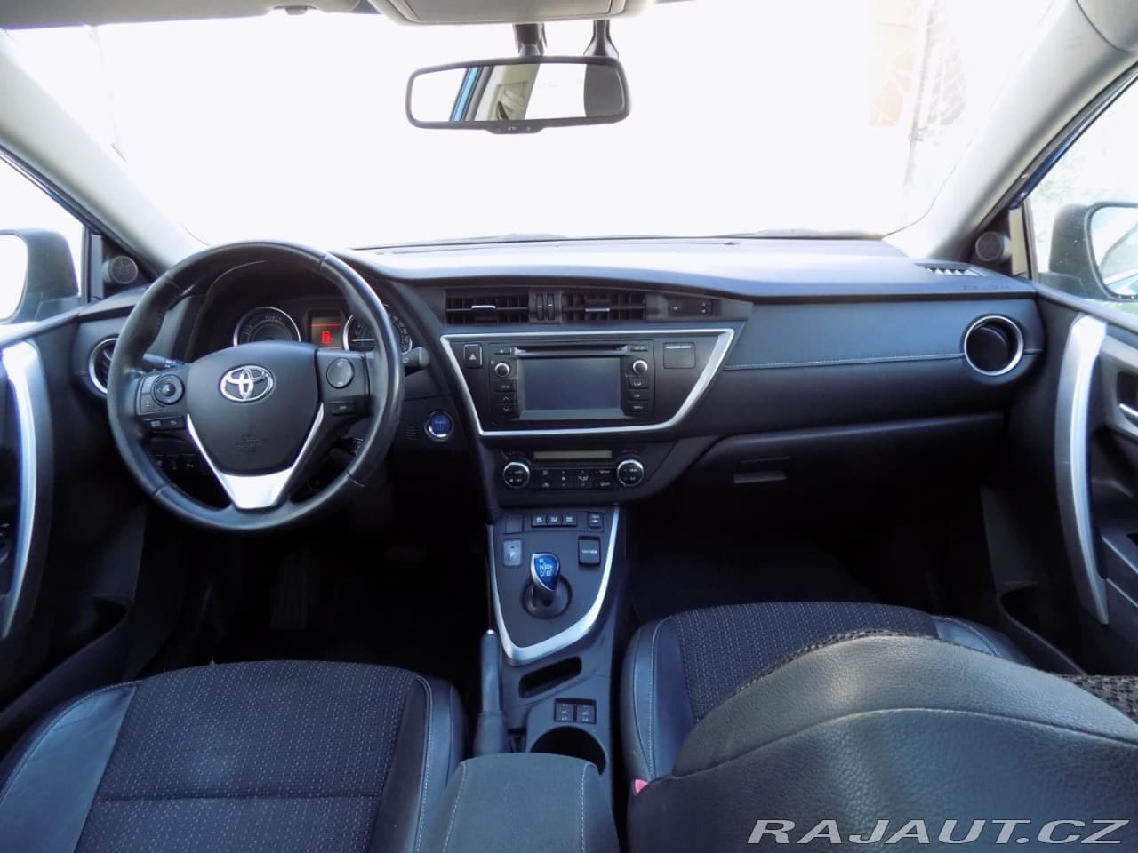 2014 Toyota AURIS - 19