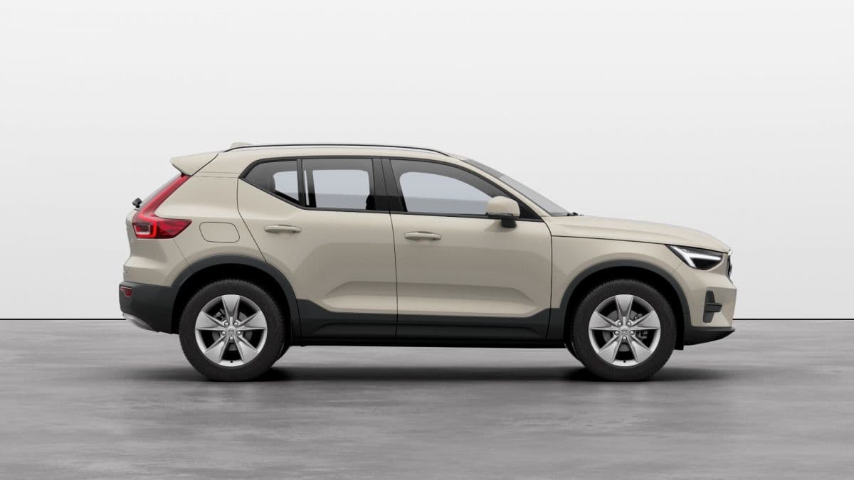 2026 Volvo XC40 - 4