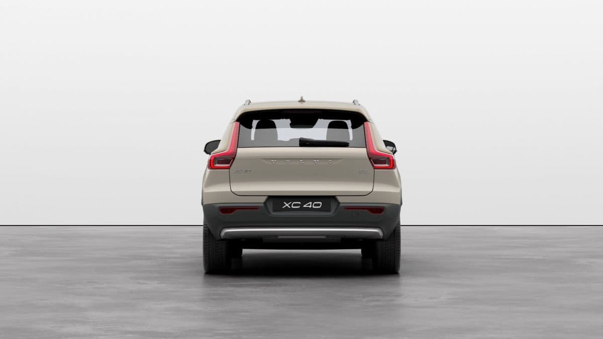 2026 Volvo XC40 - 5