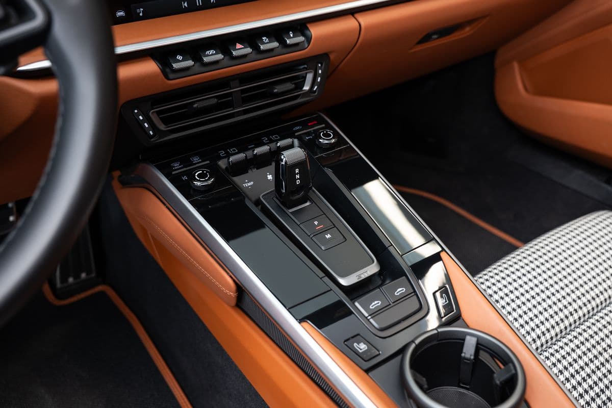 2023 Porsche 911 - 12