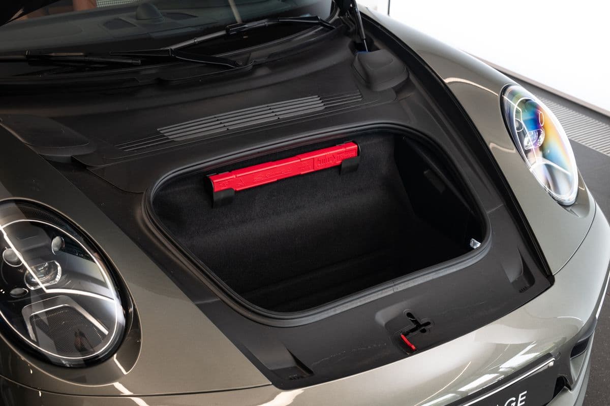 2023 Porsche 911 - 19