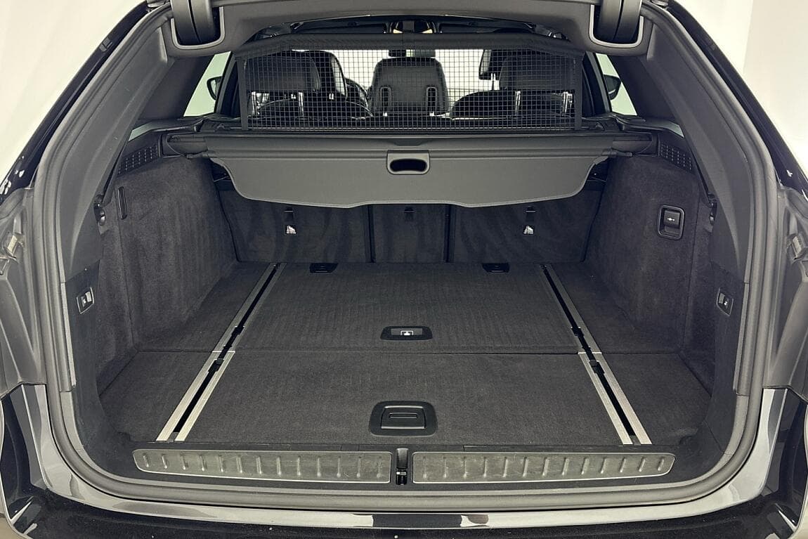 2021 BMW 5-SERIES - 9