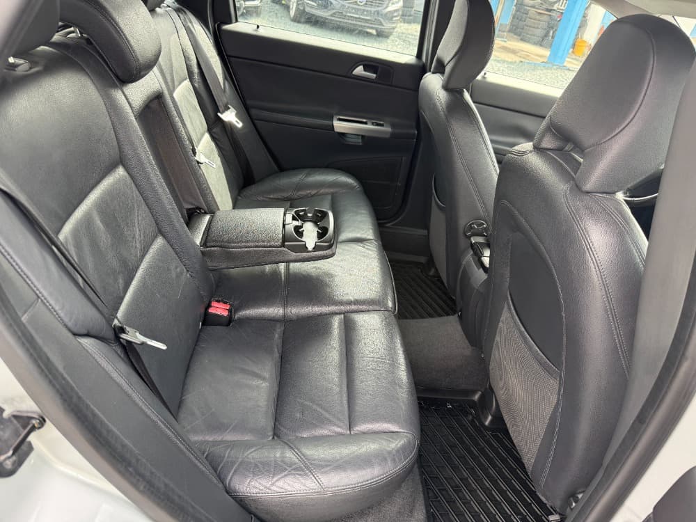 2009 Volvo V50 - 10