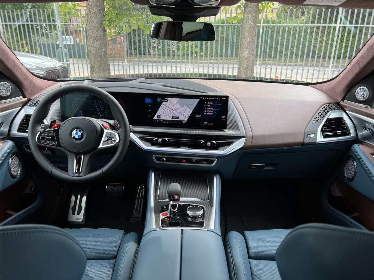 2023 BMW XM - 15