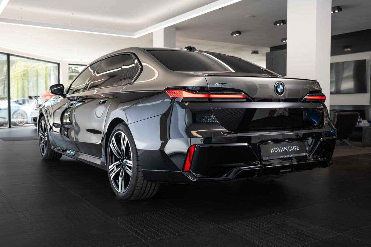 2025 BMW 7-SERIES - 4