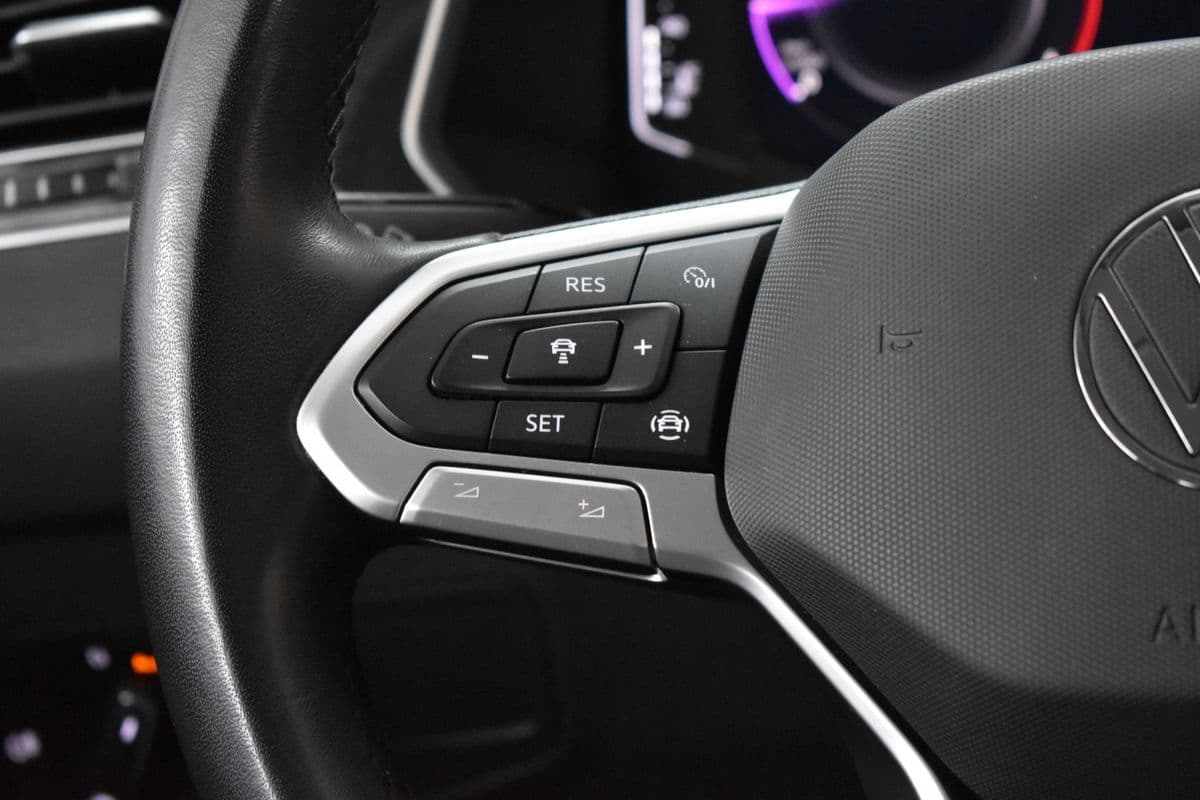 2022 Volkswagen TIGUAN - 18