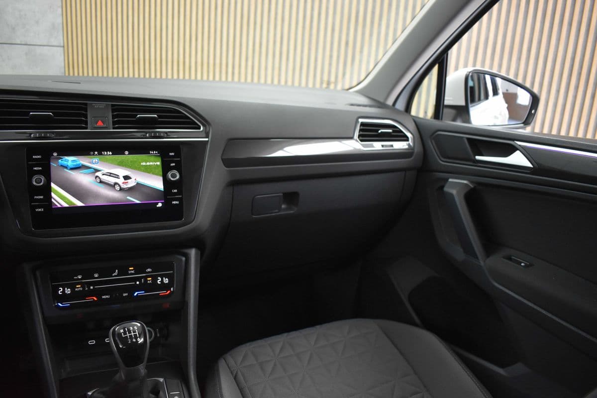 2022 Volkswagen TIGUAN - 9