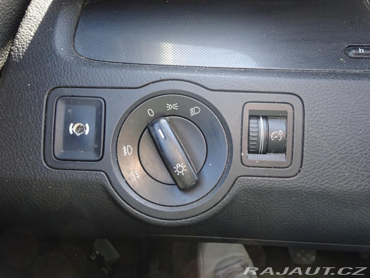 2006 Volkswagen PASSAT - 14
