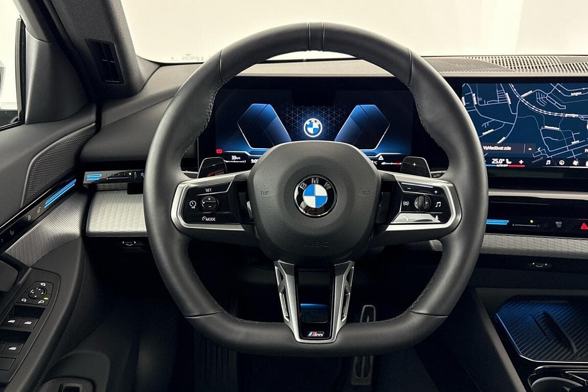 2025 BMW 5-SERIES - 19