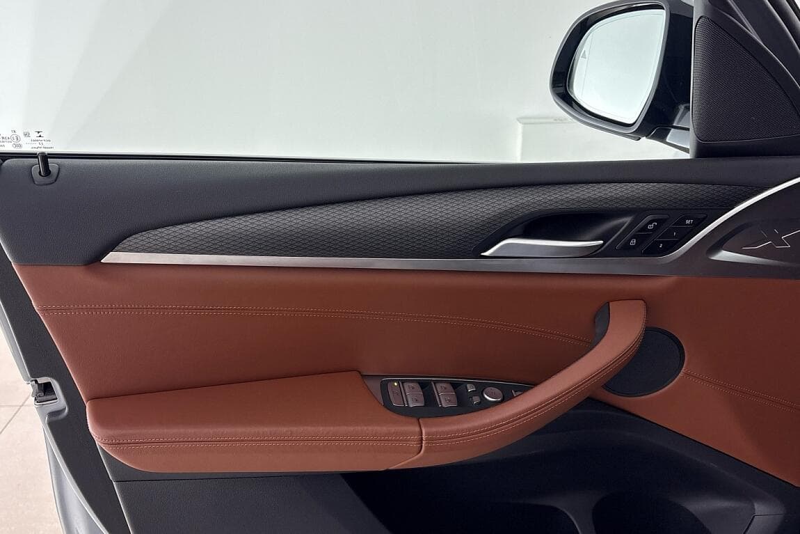 2022 BMW X3 - 15