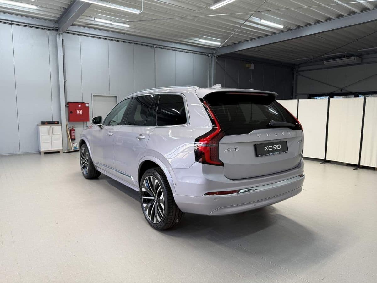 2026 Volvo XC90 - 3
