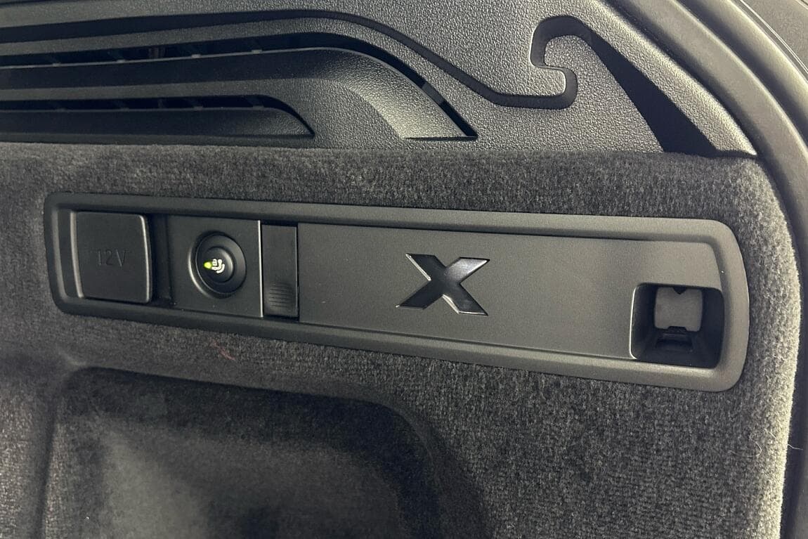 2025 BMW X5 - 13