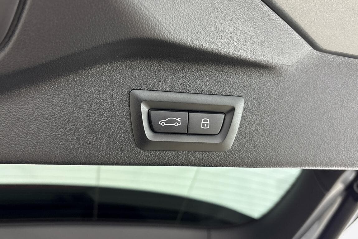 2025 BMW X5 - 14