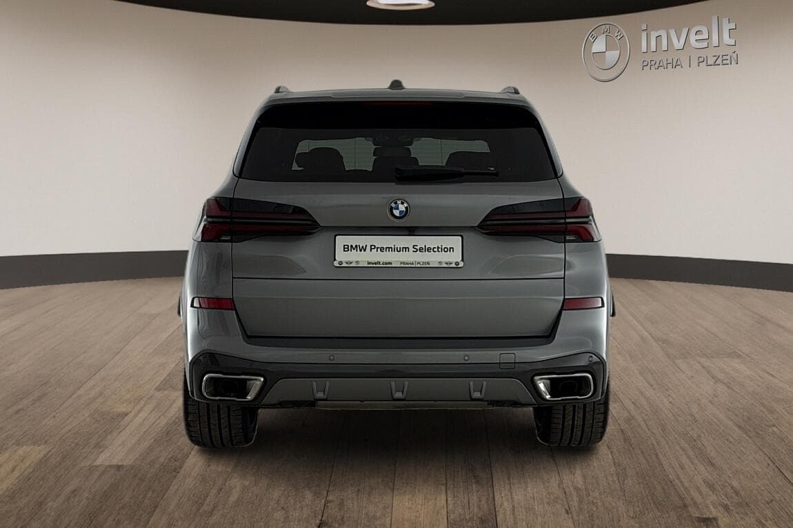 2025 BMW X5 - 4