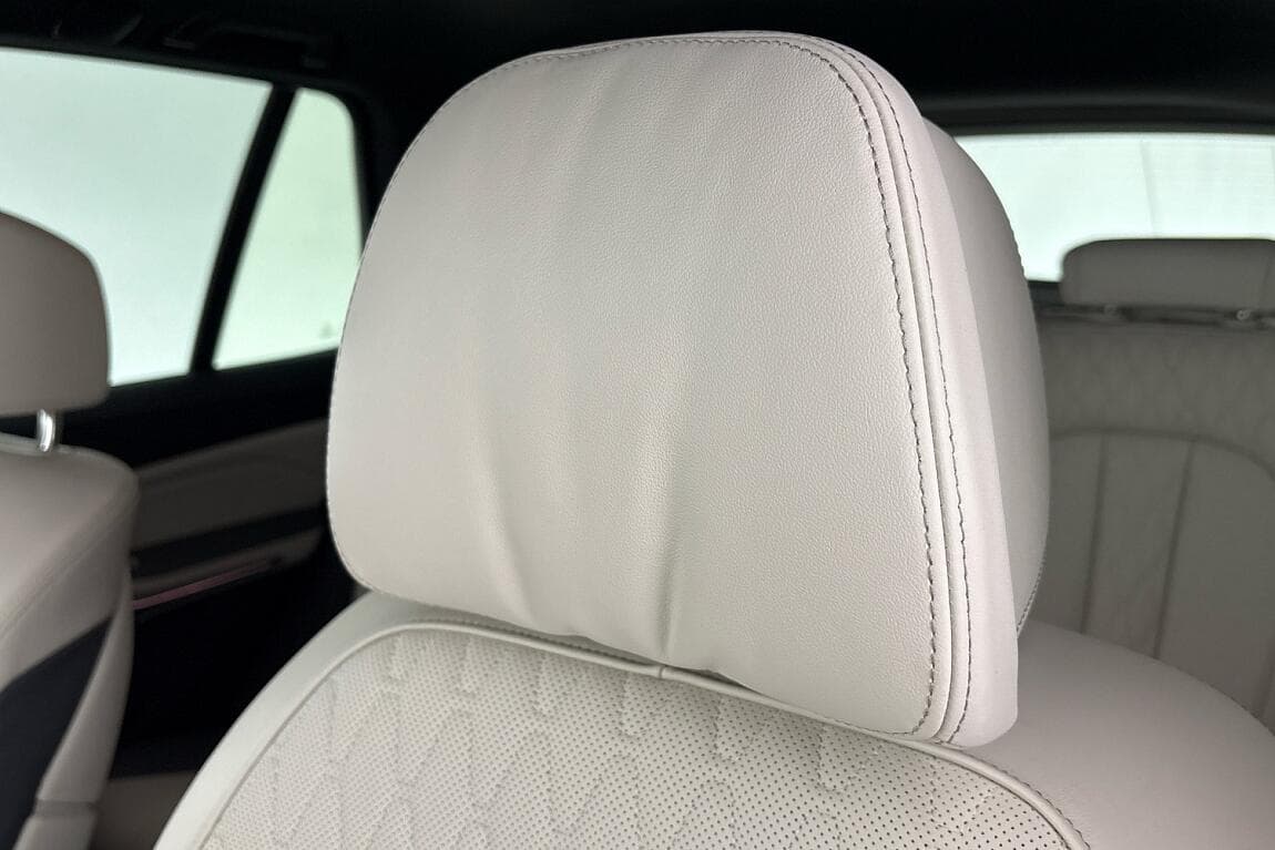 2025 BMW X5 - 9