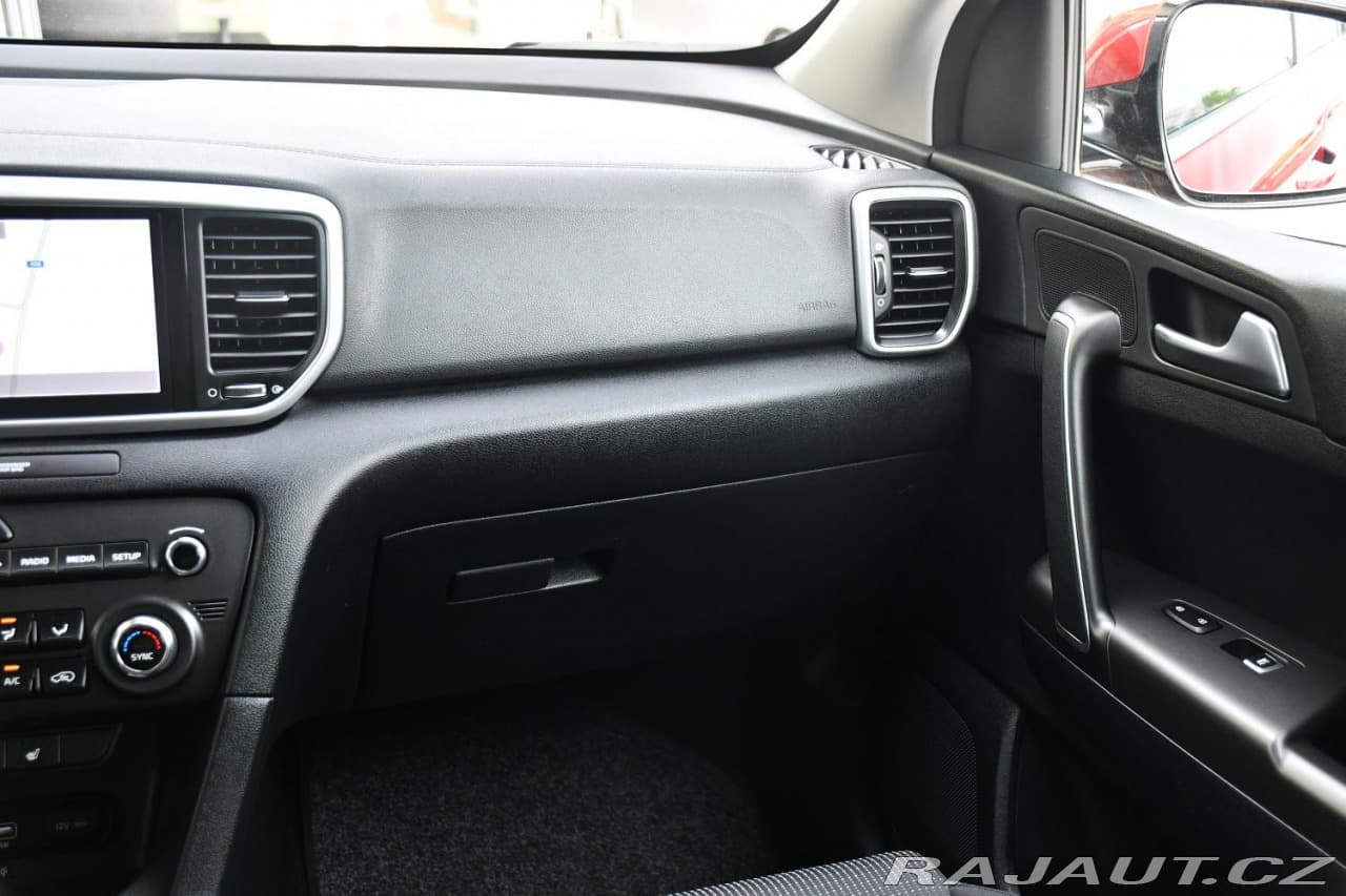 2021 Kia SPORTAGE - 9