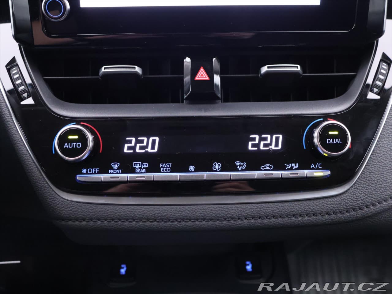 2022 Toyota COROLLA - 20