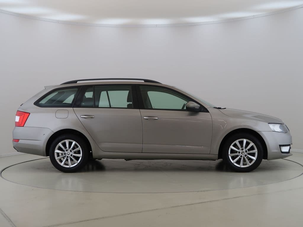 2016 Škoda OCTAVIA - 4