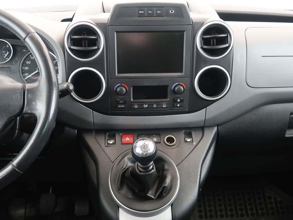 2017 Citroen BERLINGO - 17