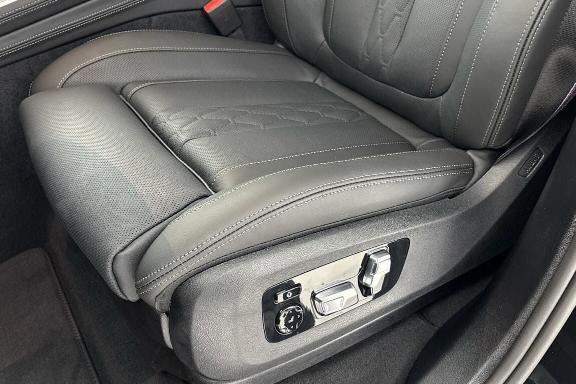 2026 BMW X7 - 7