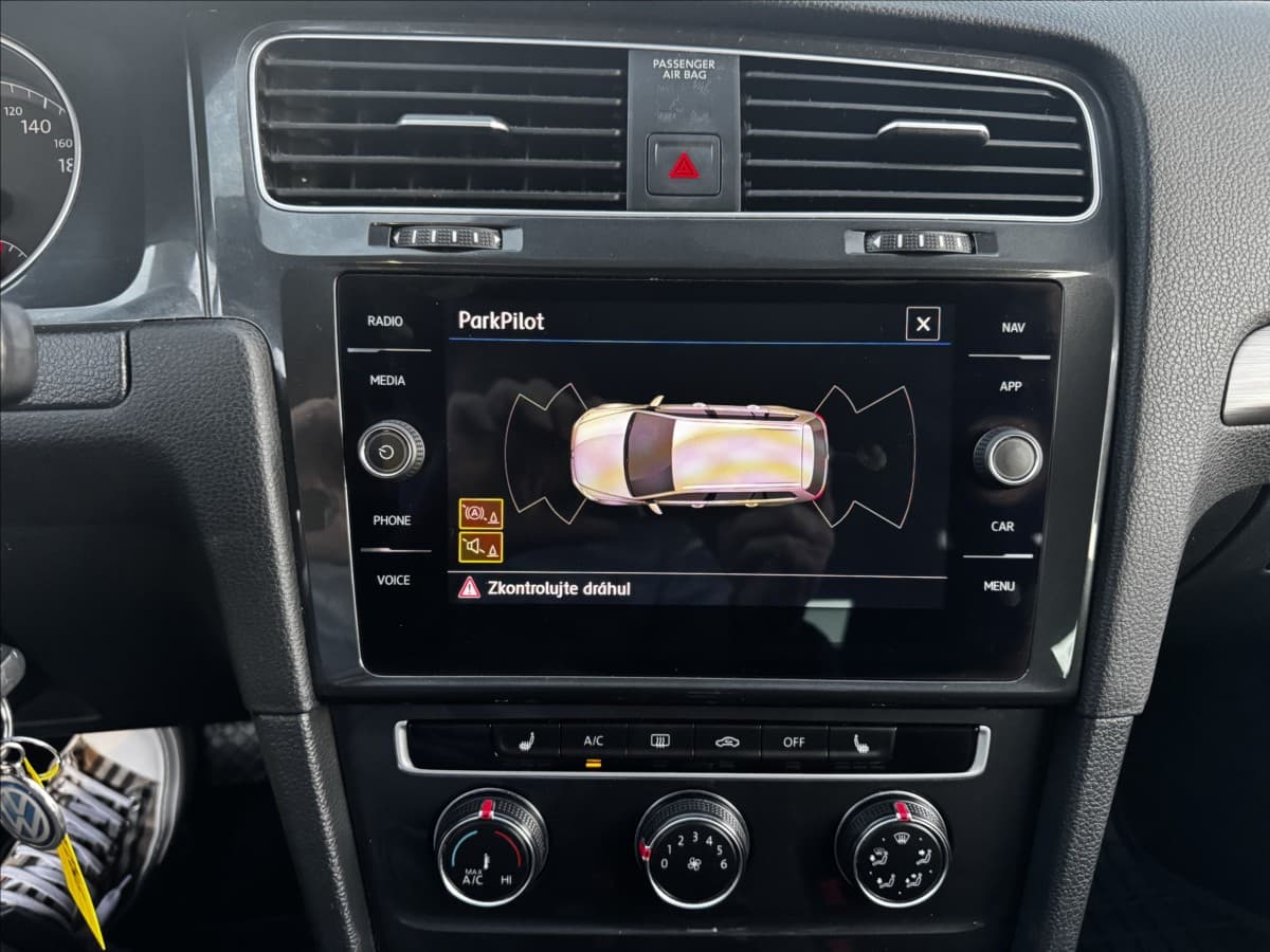 2019 Volkswagen GOLF - 12