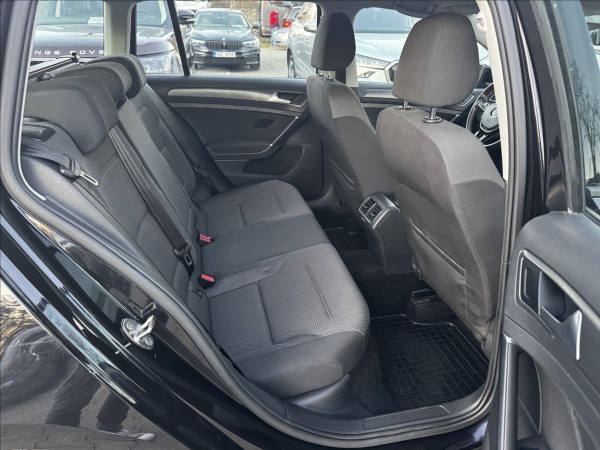 2019 Volkswagen GOLF - 9