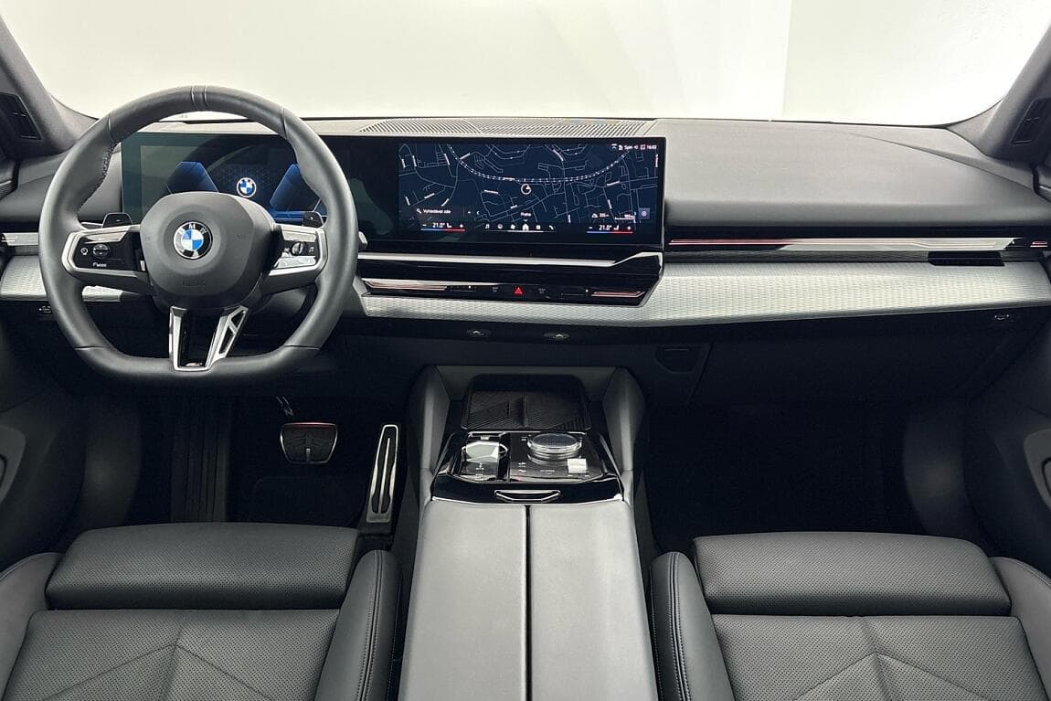 2025 BMW 5-SERIES - 14