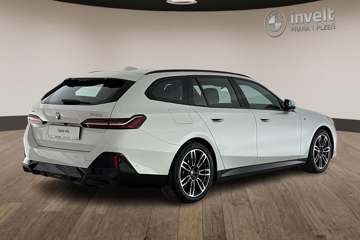 2025 BMW 5-SERIES - 3
