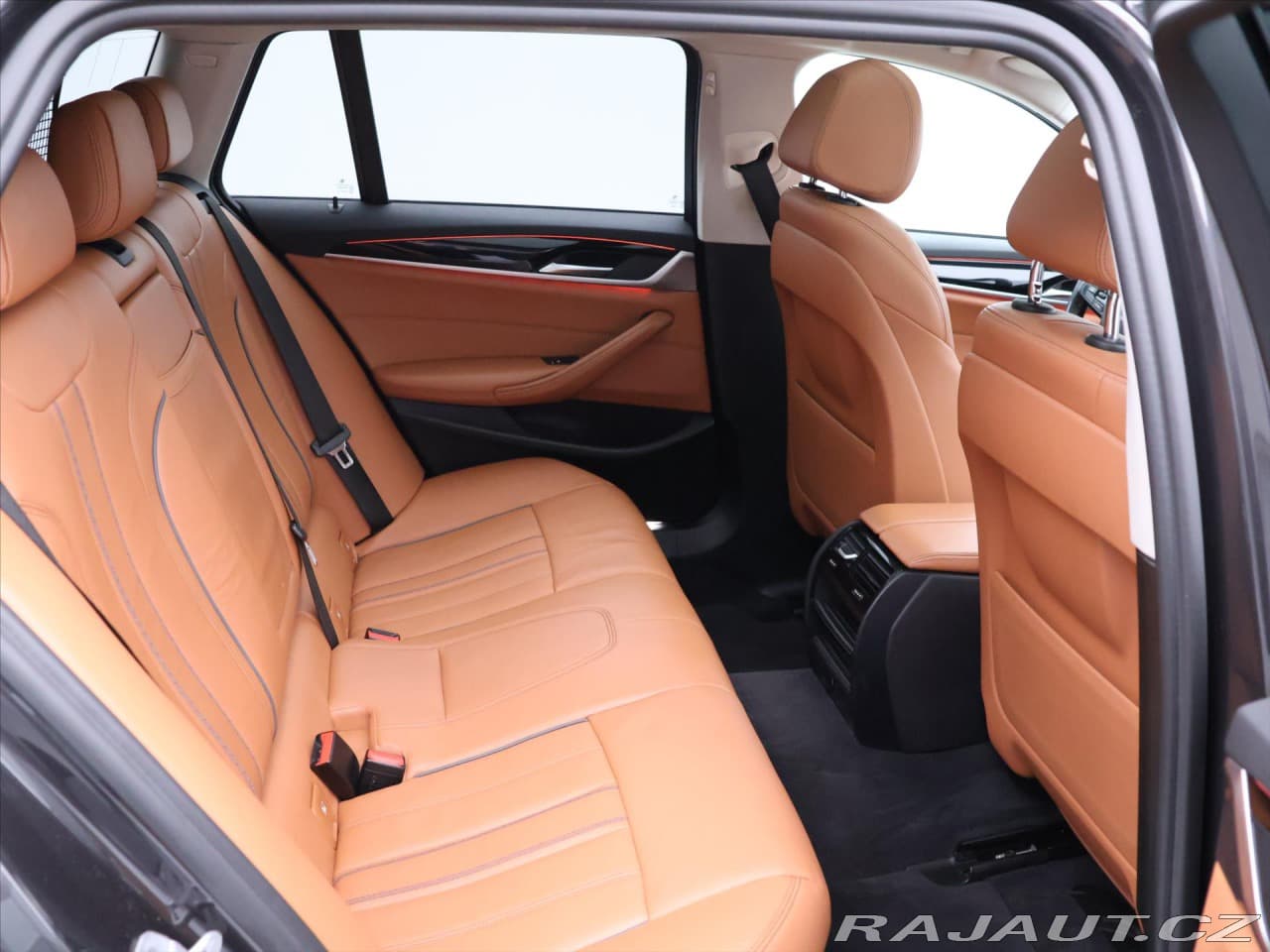 2017 BMW 5-SERIES - 15