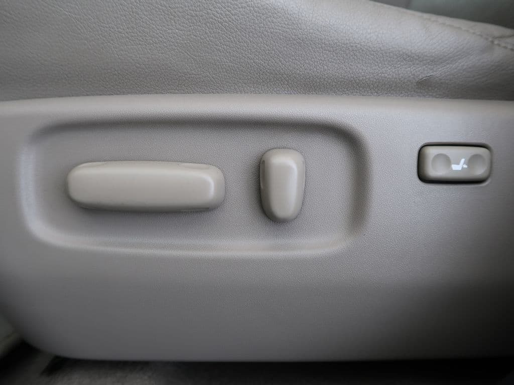 2007 Toyota RAV4 - 10