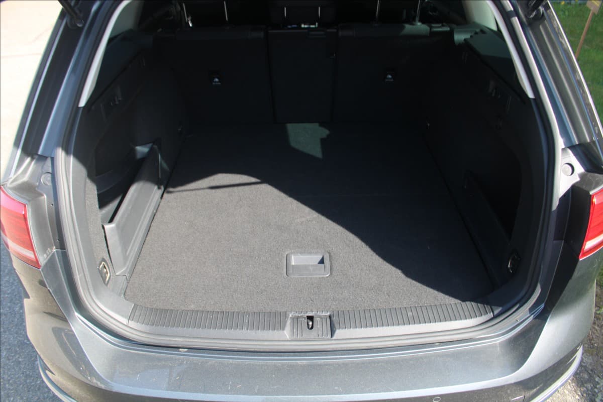Volkswagen PASSAT - 17