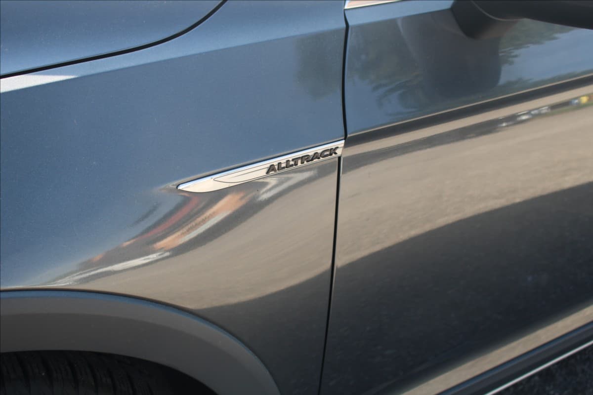 Volkswagen PASSAT - 19